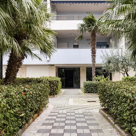 Light Blue House Apartman Montesilvano Marina