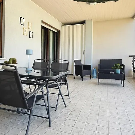 Lägenhet Light Blue House